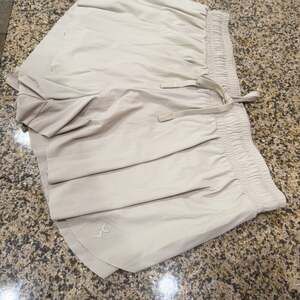 JoyLab Women's High-Rise Flowy run Shorts